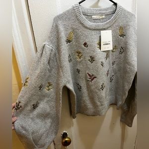 Oak + Fort Embroidered heather grey floral sweater size S NWT